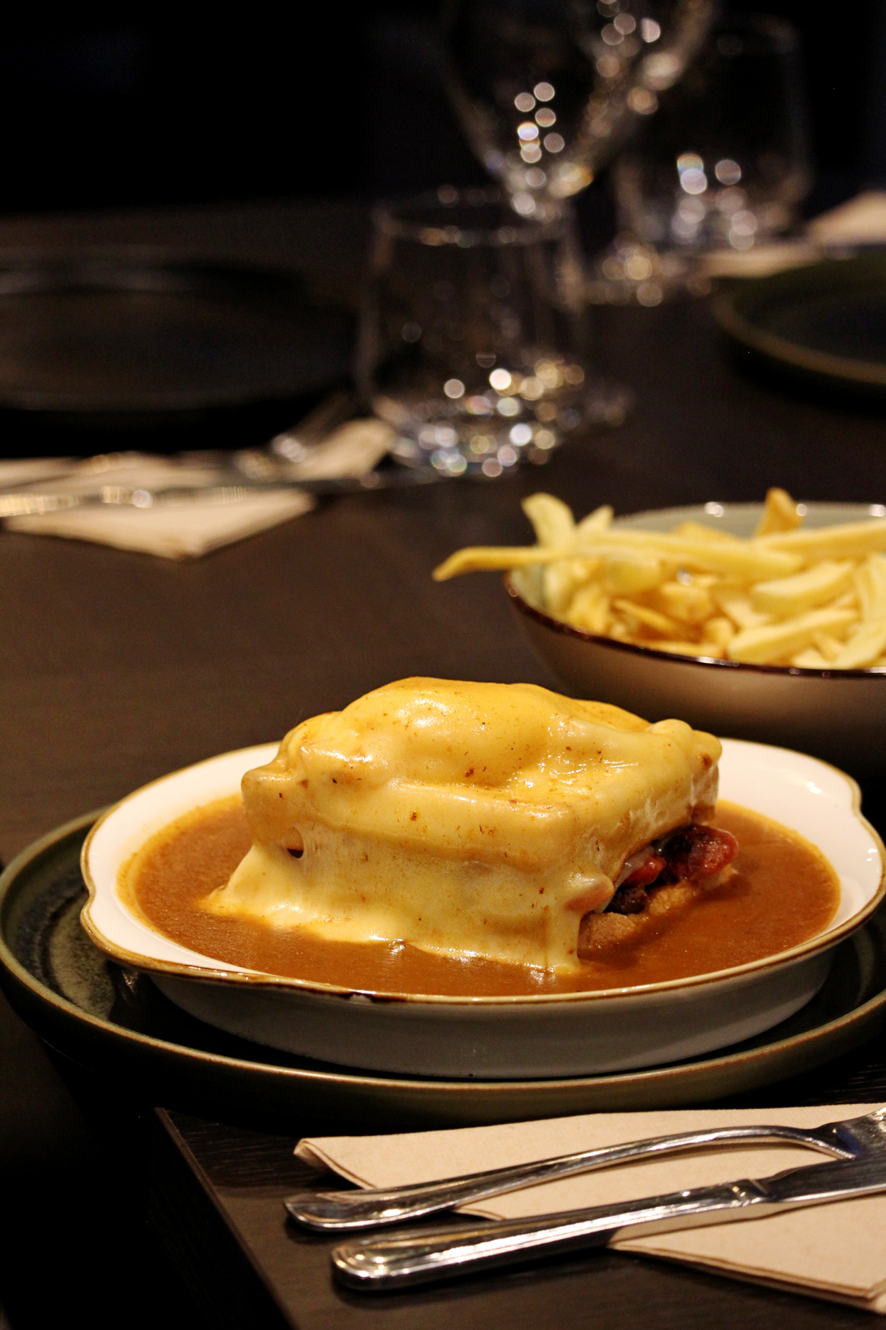 Francesinha do AO CARVÃO